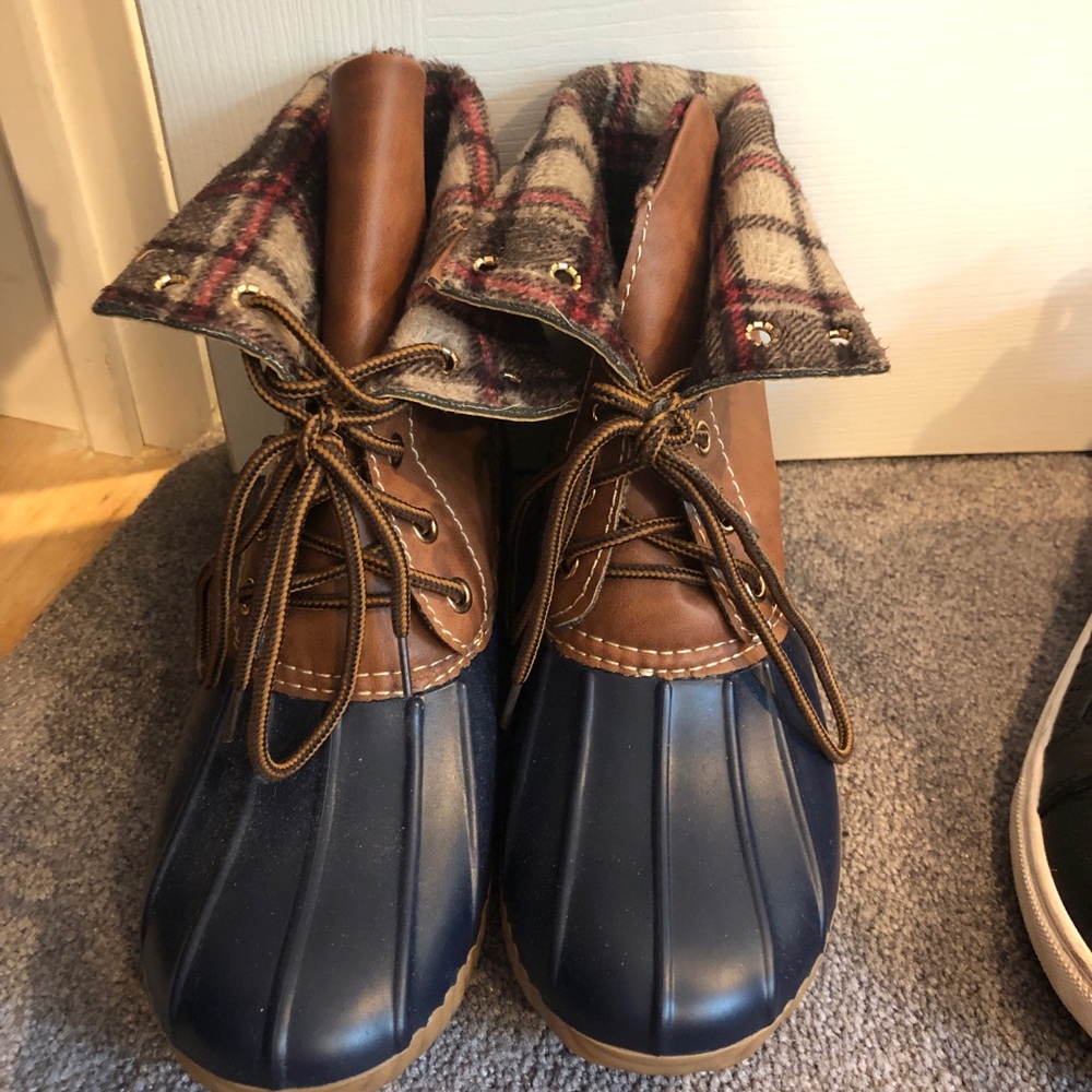 Rain boots